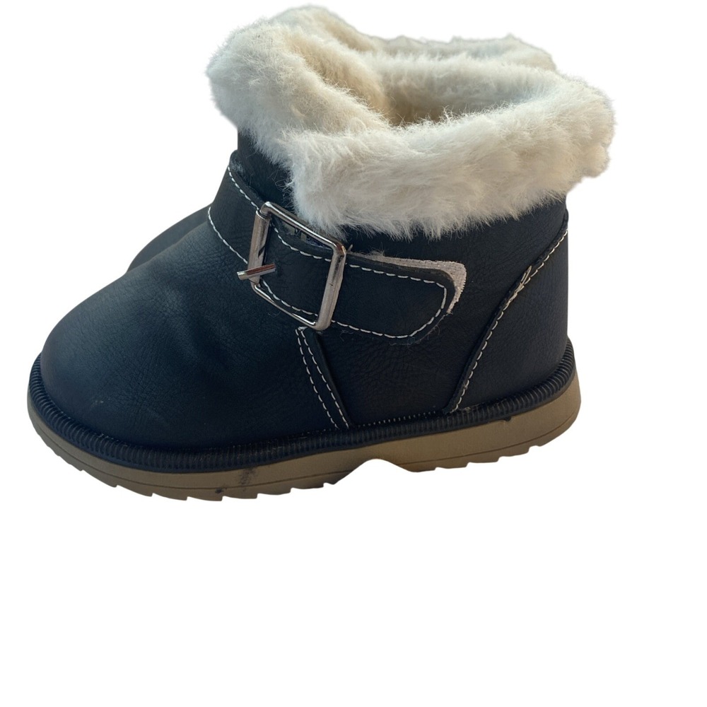 Unbranded Toddler Girl's Cream Faux Fur Lining Black Boots Size: 25; Toddler 8